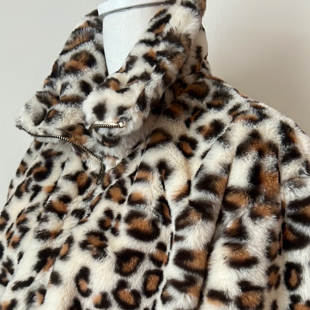 PINK Victoria’s Secret x Know One Cares Faux Fur Coat - Picture 7 of 9